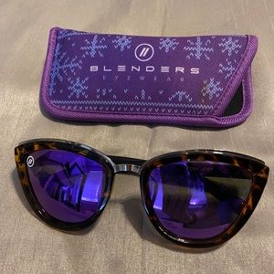 Foxy Joxy Blenders Sunglasses